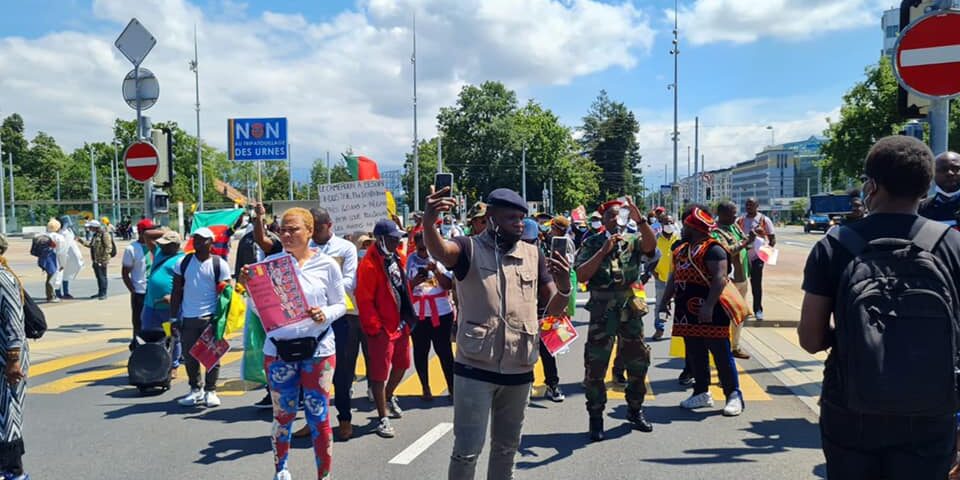 Cameroun : des camerounais condamnés en Suisse pour avoir organisé des manifestations contre le Président Biya
