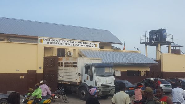 Cameroun : un foyer de choléra notifié à la prison centrale de Douala, avec déjà 5 décès sur les 37 infectés