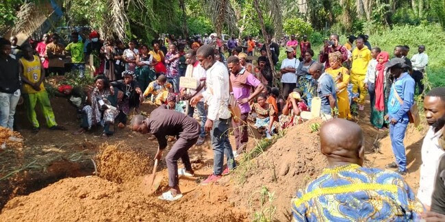 Les chrétiens du Nord-Kivu enterrent les victimes des attaques.