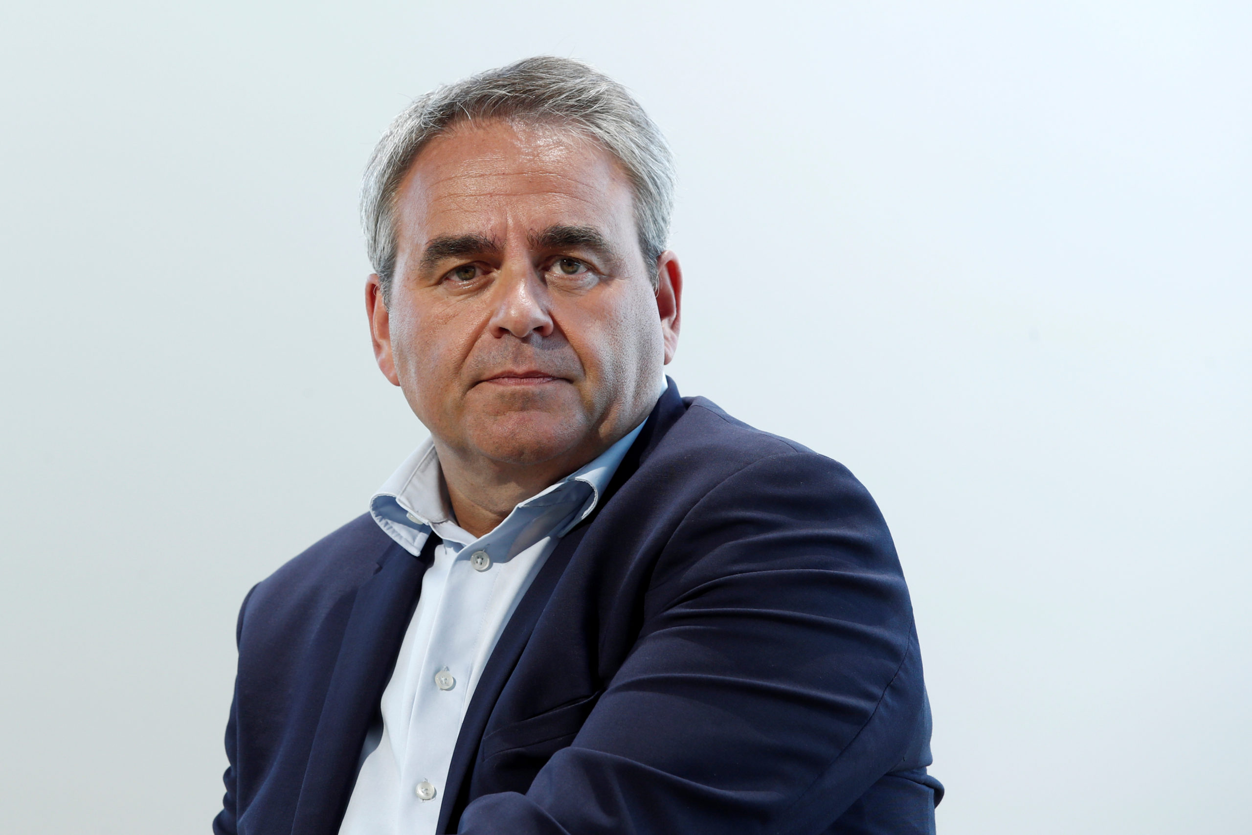 Bridgestone: Xavier Bertrand demande à l'Etat d'investir pour sauver l'usine