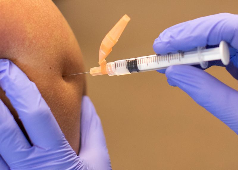 Coronavirus: Le vaccin de Moderna semble efficace contre les variants
