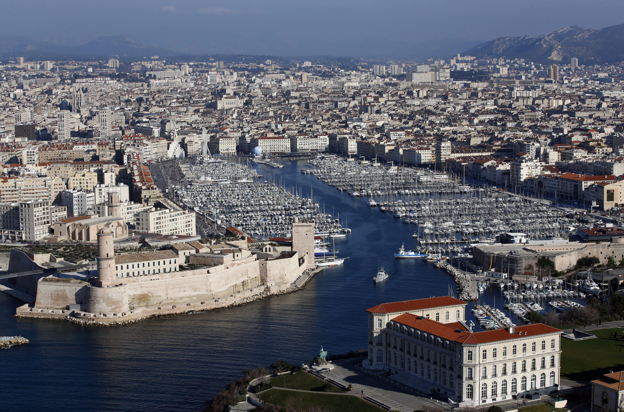 Coronavirus: Nouvelles mesures de restrictions à Marseille