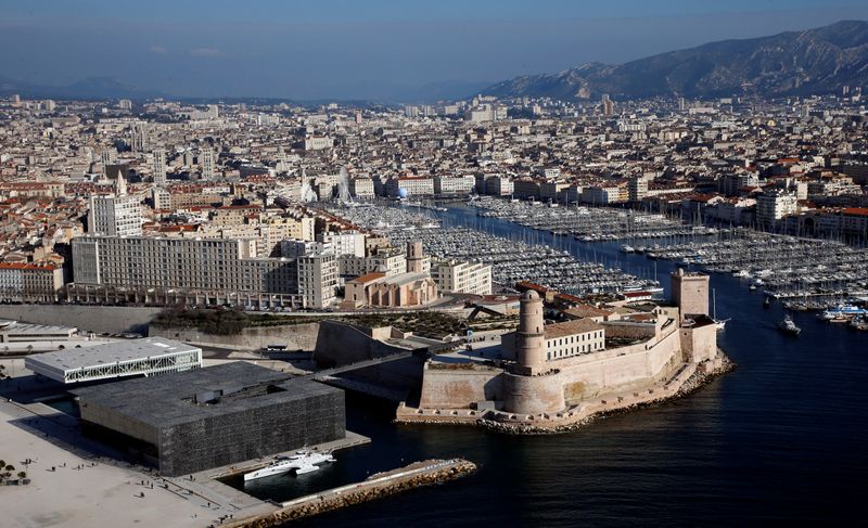 COVID-19: Sept nouveaux cas positifs au variant britannique à Marseille