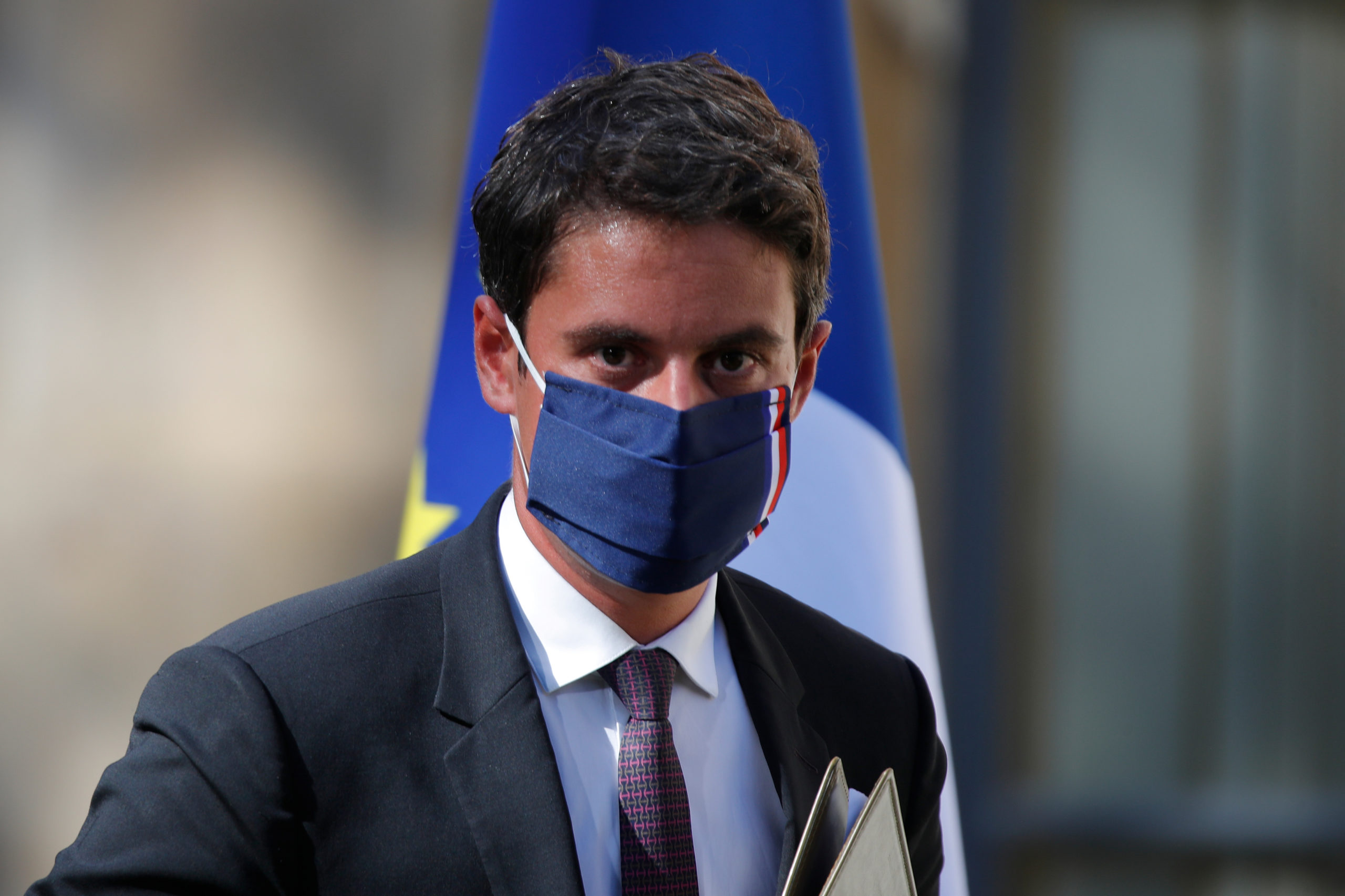France/Coronavirus: L'isolement obligatoire des malades "mérite un débat", dit Attal