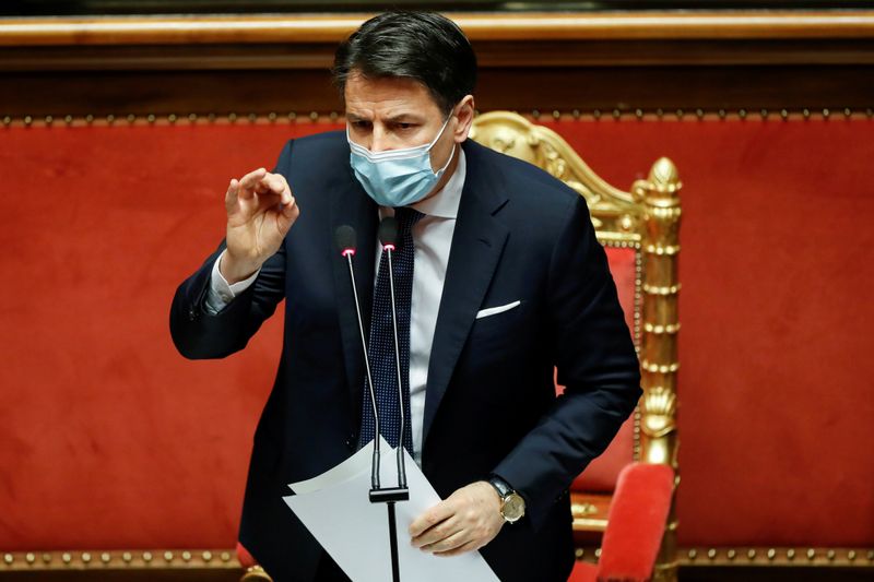Italie: Conte en quête d'un nouveau mandat pour sortir de la crise politique