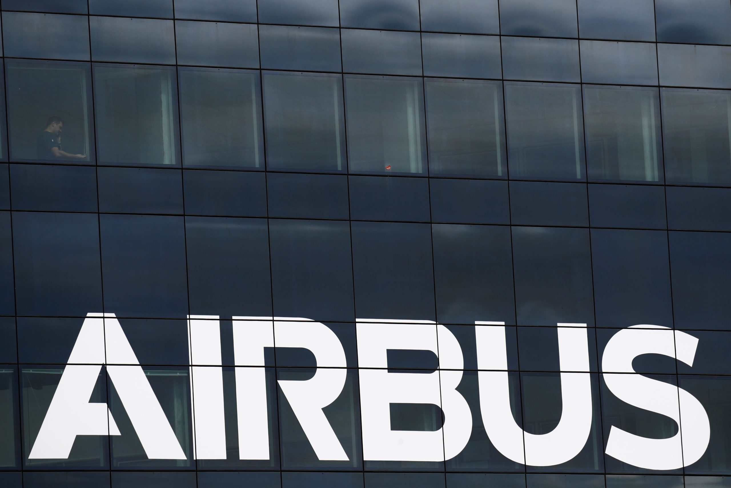 L'Etat souhaite un minimum de départs contraints chez Airbus