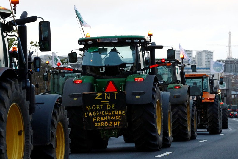 Les agriculteurs protestent contre "l'agri-bashing"