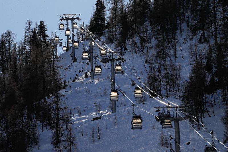 Les remontées mécaniques des stations de ski ne rouvriront sans doute pas de la saison