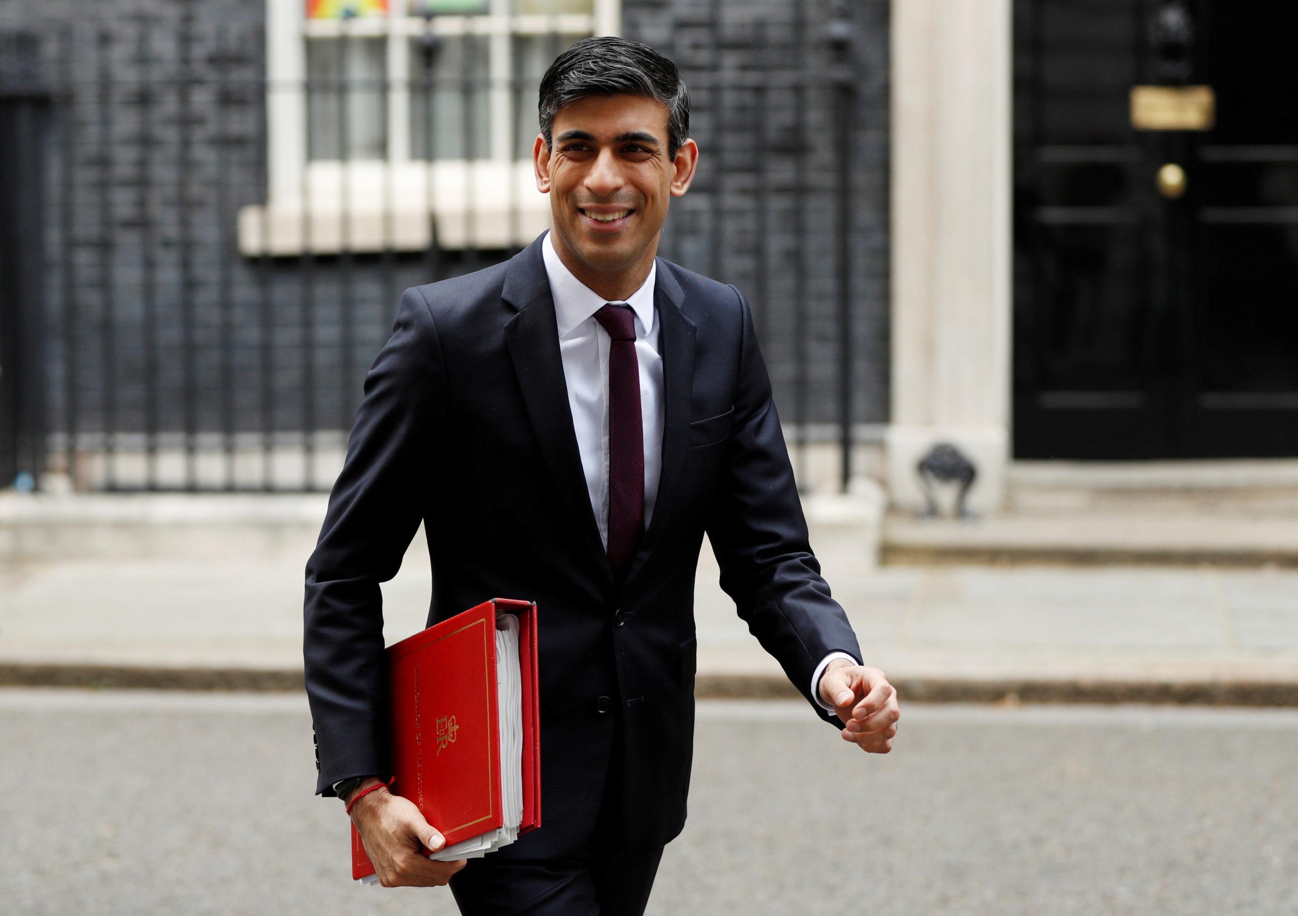 Londres réfléchit à assouplir ses règles de quarantaine, selon un ministre