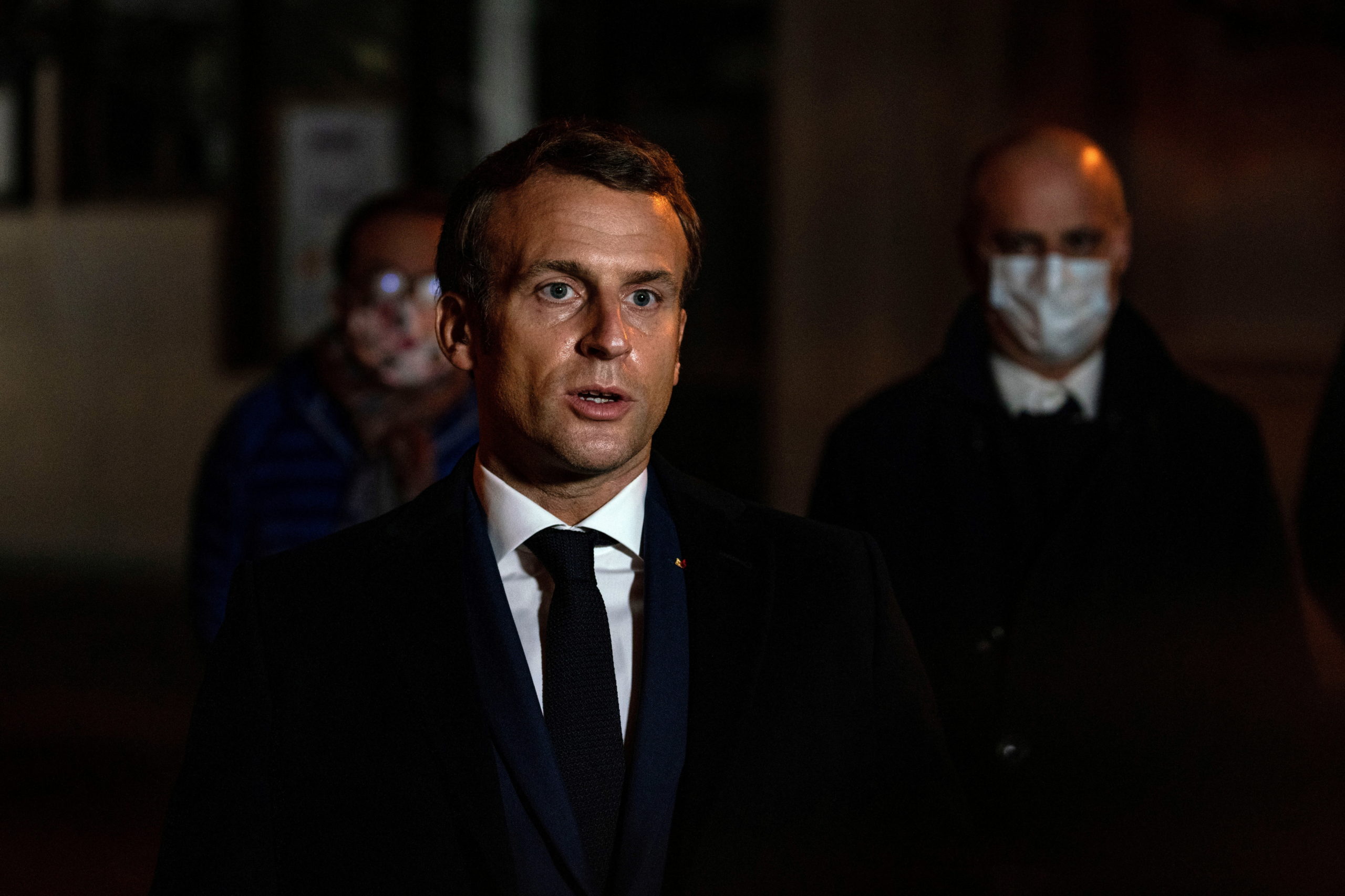 Macron à Bobigny promet d'intensifier les "actions concrètes" contre l'islam radical
