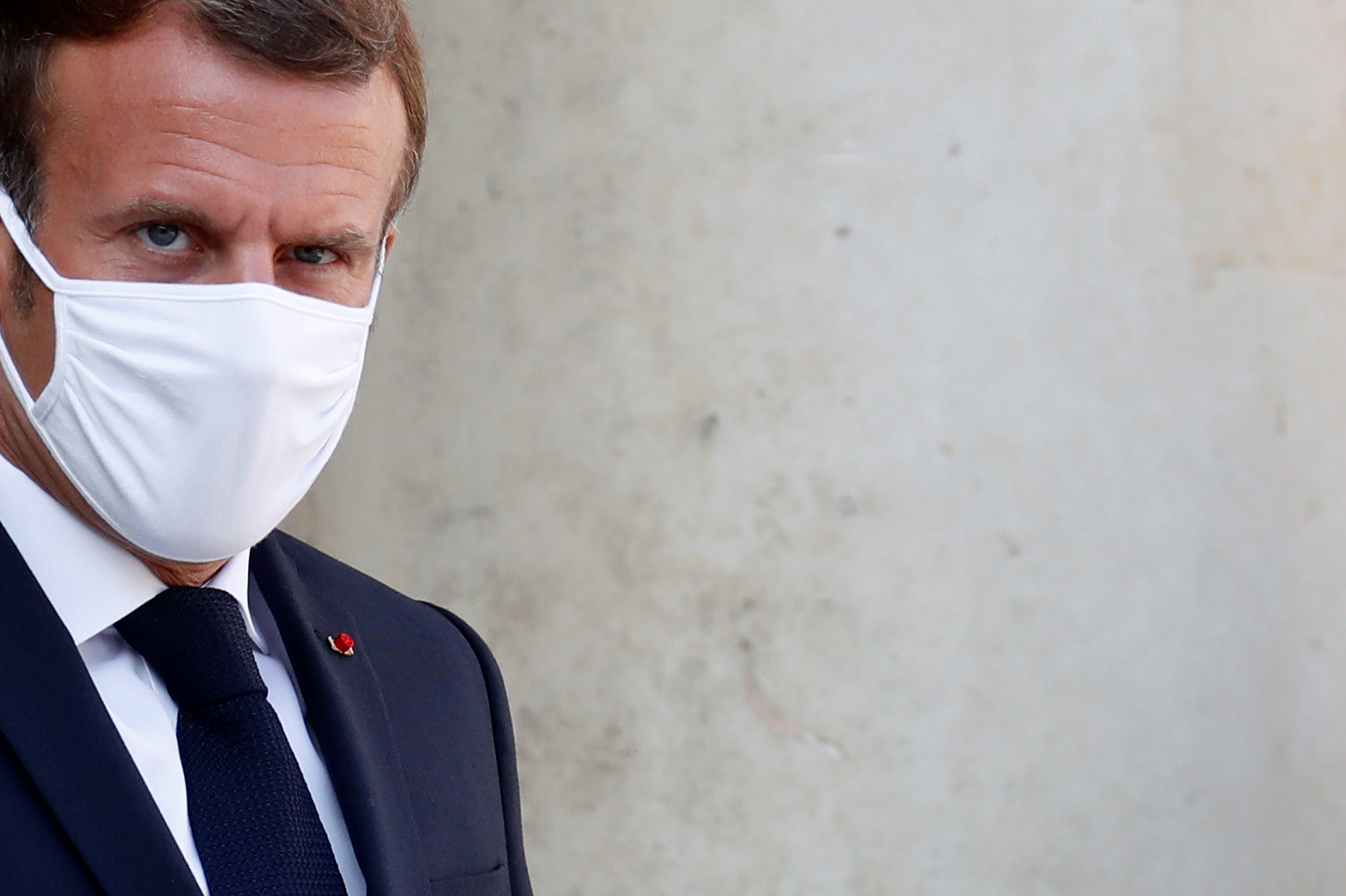 Navalny: "Nous ferons respecter nos lignes rouges", dit Macron
