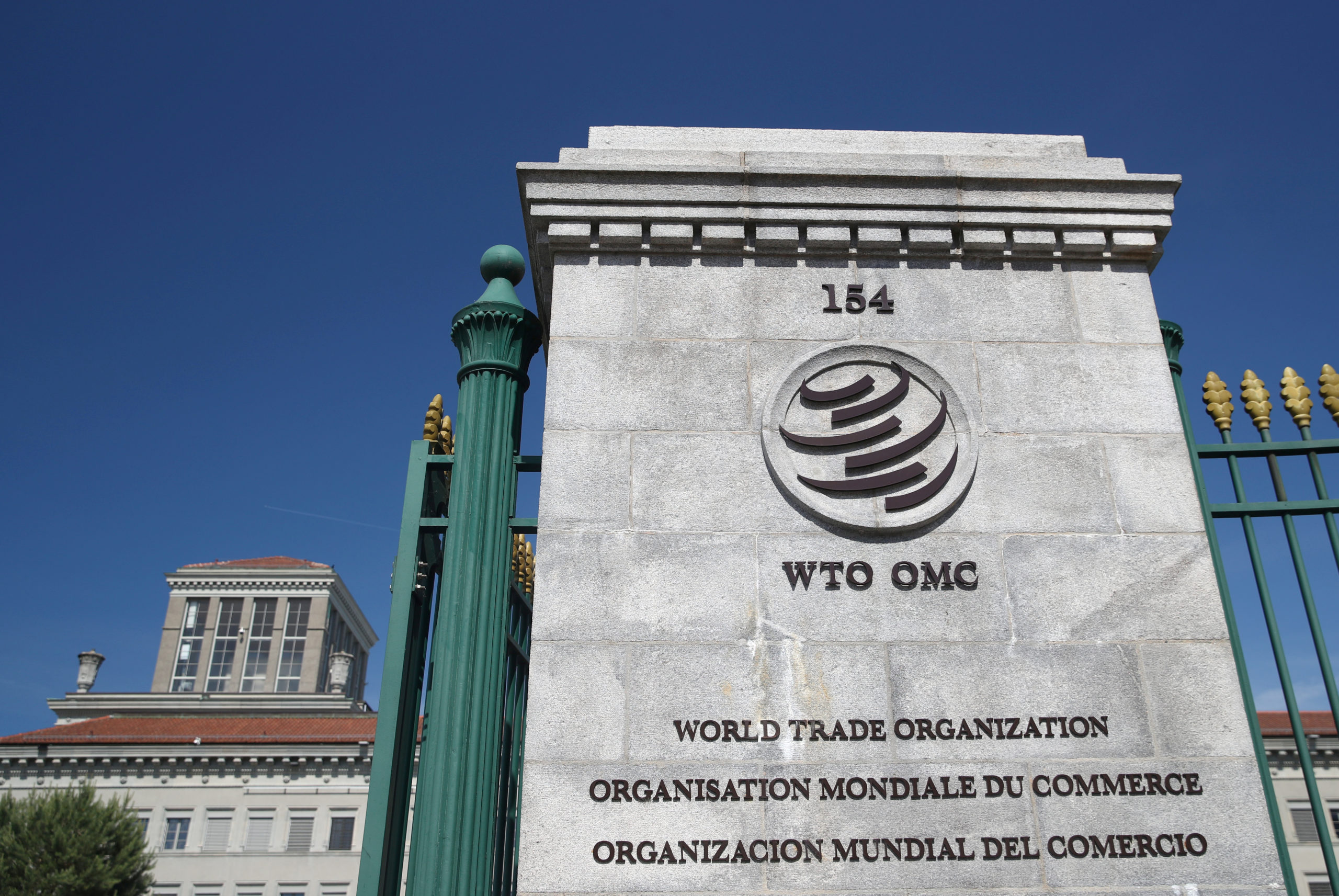 Trois femmes en lice sur cinq candidats pour diriger l'OMC