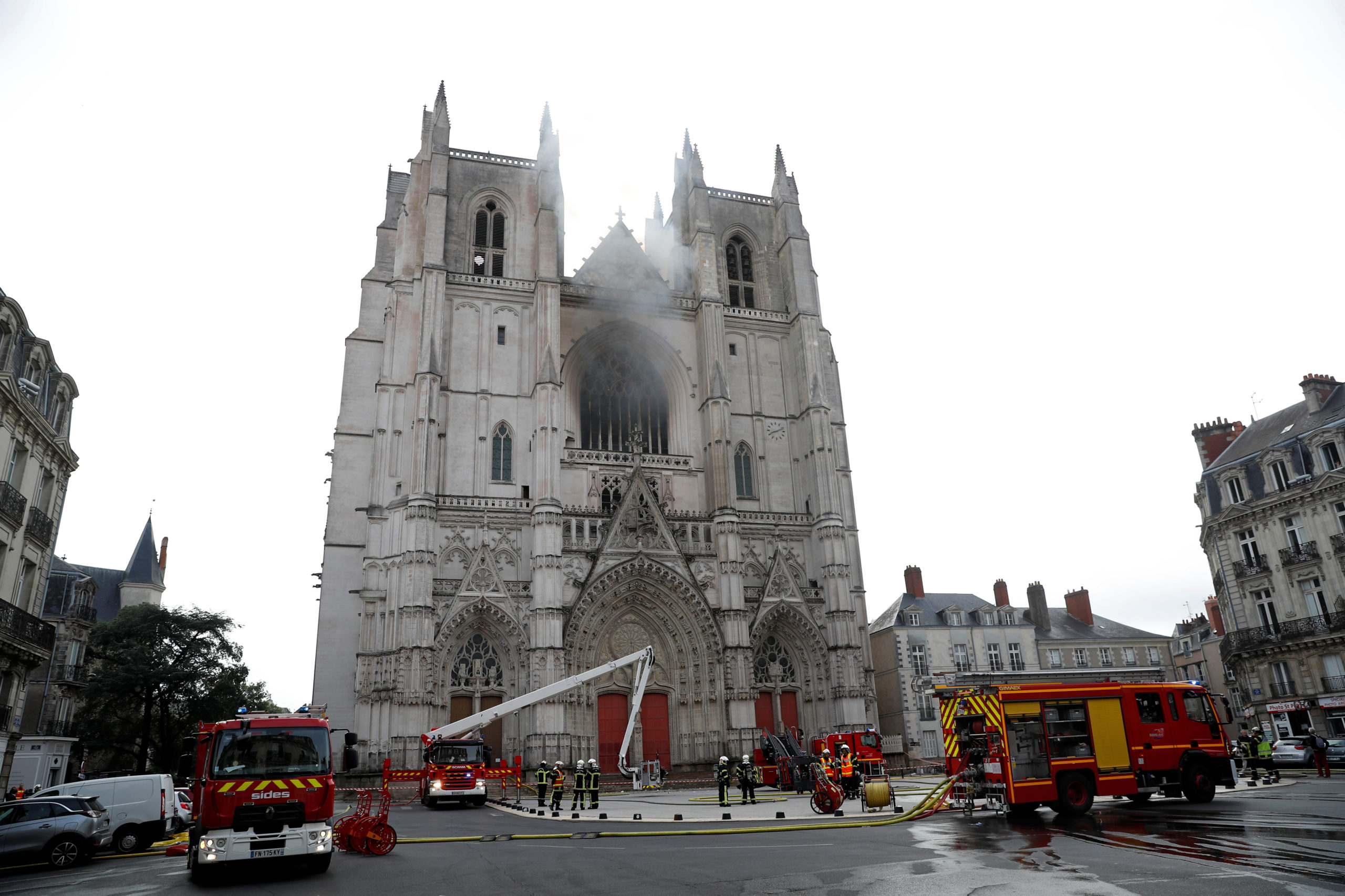 Un homme en garde à vue après l'incendie à la cathédrale de Nantes