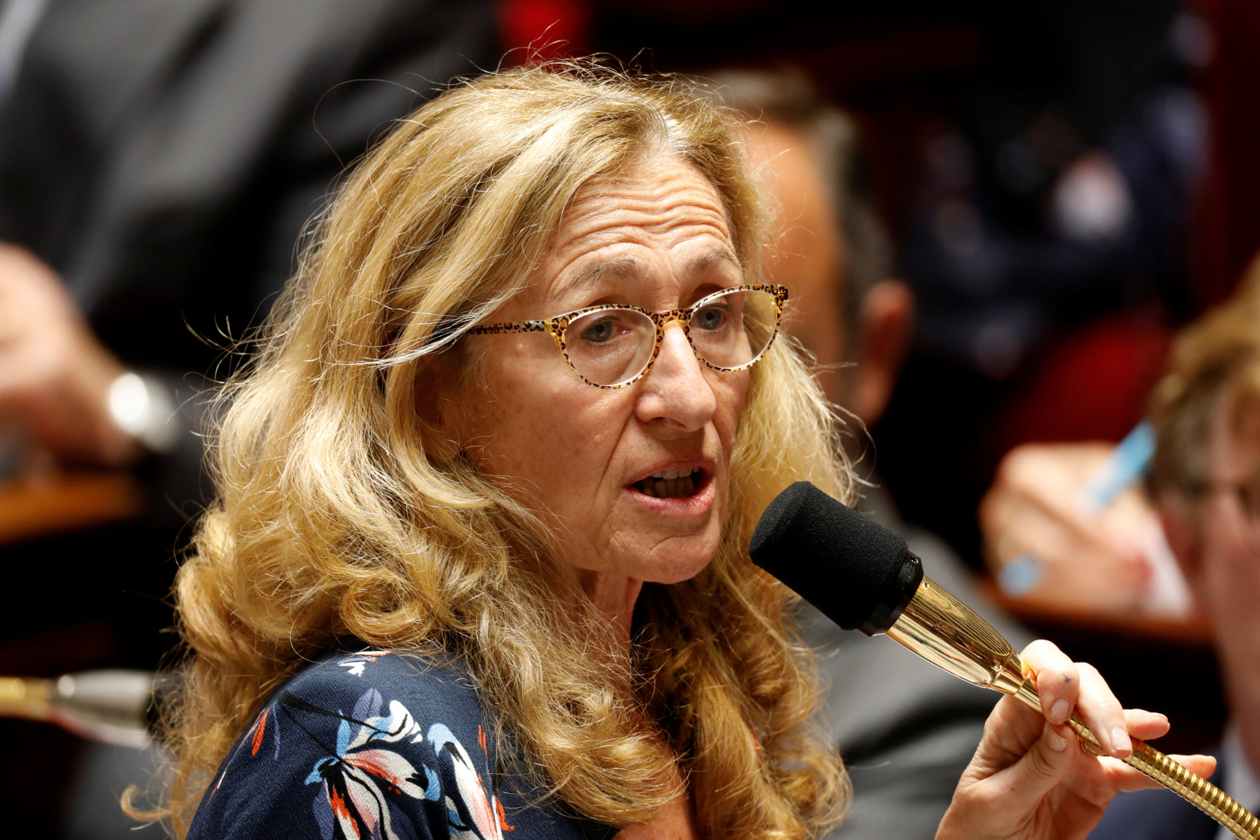 La ministre de la Justice Nicole Belloubet fait son mea culpa dans les colonnes du Journal du Dimanche en déplorant des dysfonctionnements dans le traitement pénal des violences domestiques contre les femmes et des féminicides. /Photo d'archives/REUTERS/Charles Platiau