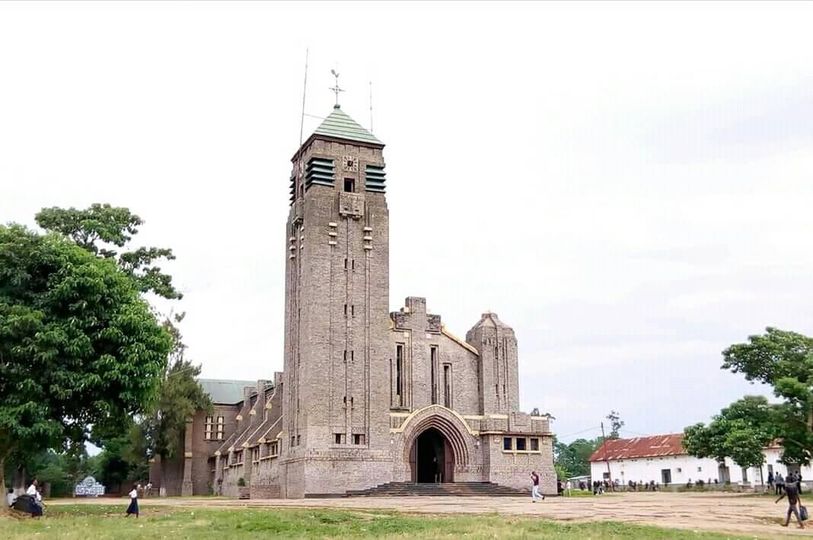 RDC : Mgr Bernard-Emmanuel Kasanda dénonce une récupération politique sur la profanation des lieux et objets sacrés à Mbuji-Mayi