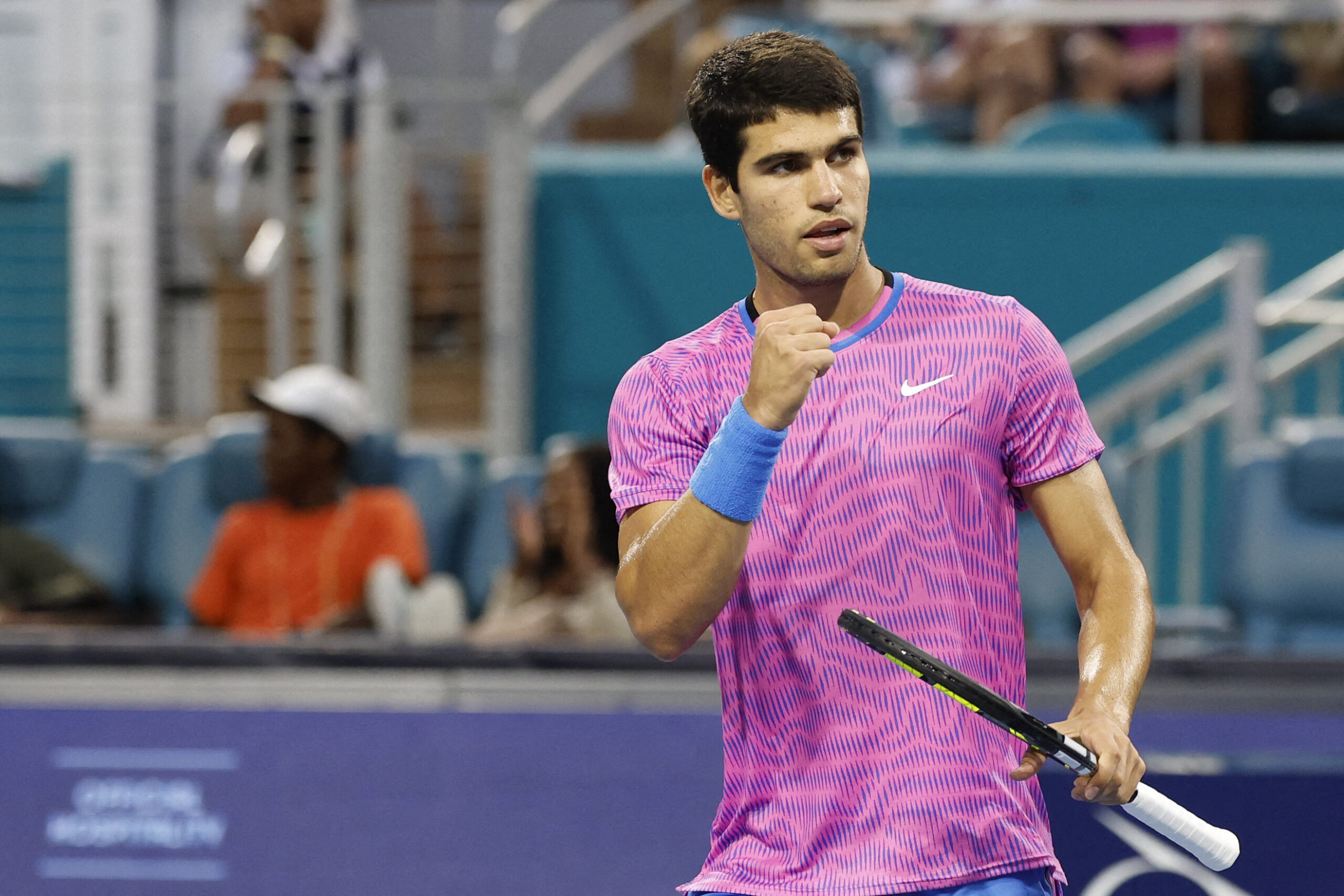 Carlos Alcaraz défiera Grigor Dimitrov en quart de finale /Photo prise le 27 mars 2024/REUTERS/Geoff Burke