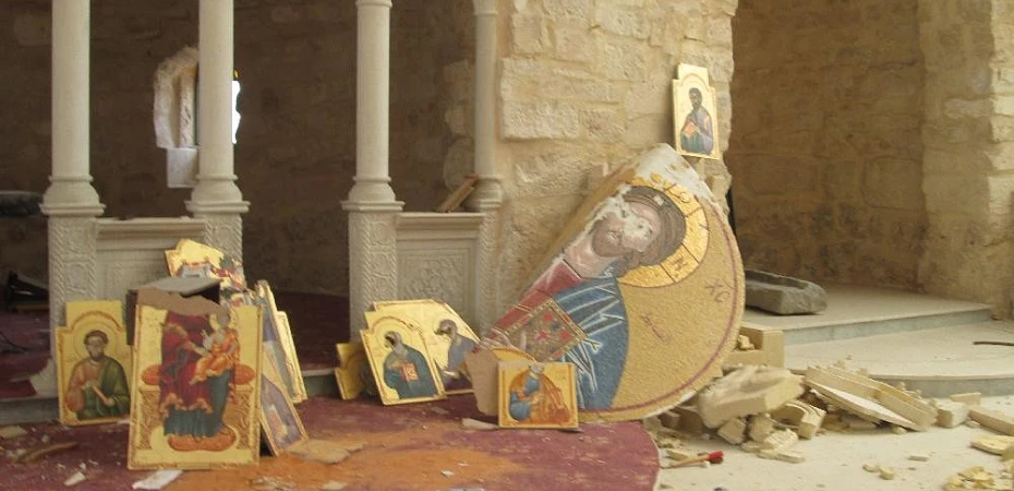 L’église grecque catholique Notre-Dame à Yabrud, en Syrie, profanée par HTS et le Front islamique en 2014. csi