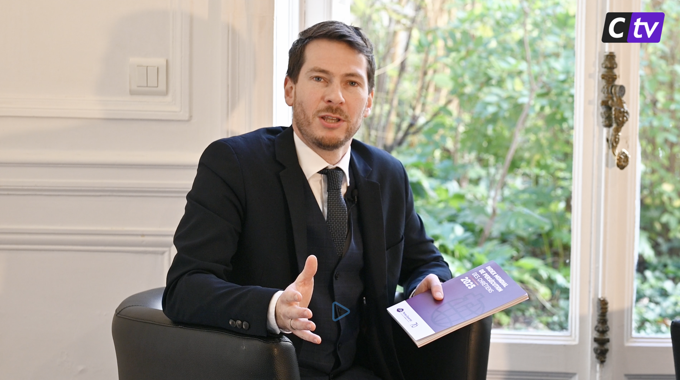 Guillaume Guennec, chargé de plaidoyer pour l'association Portes Ouvertes. Crédit photo CTV.