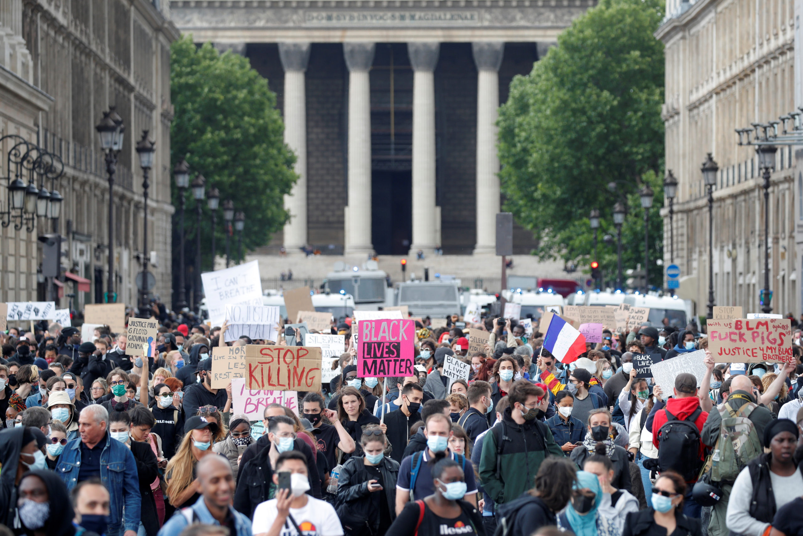 DE LA FRANCE À L'AUSTRALIE, JOURNÉE DE MANIFESTATIONS CONTRE LES VIOLENCES POLICIÈRES