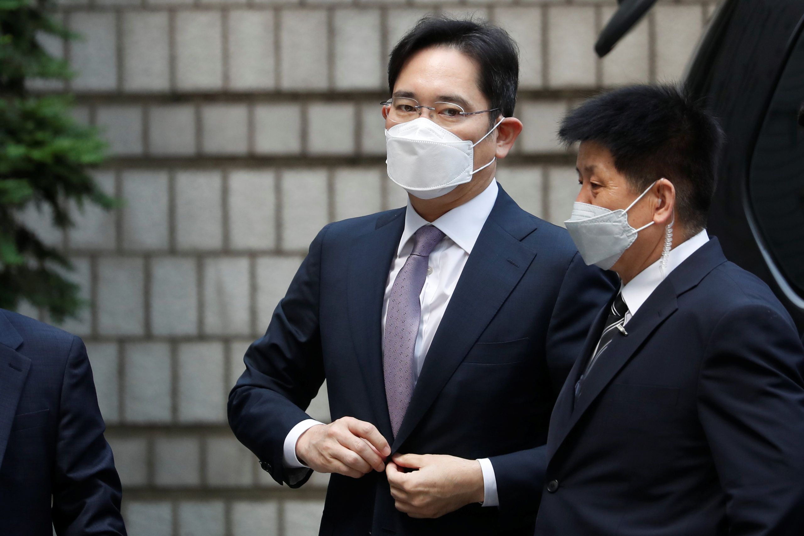 L'HÉRITIER DE SAMSUNG DEVANT LA JUSTICE, POSSIBLE RETOUR EN PRISON