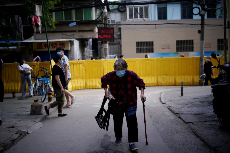 AUCUNE CONTAMINATION AU COVID-19 DANS LE DÉPISTAGE DE WUHAN