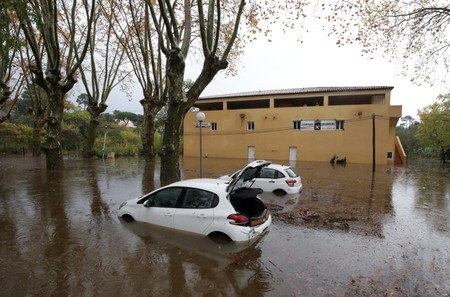 Au moins quatre morts après les inondations dans le Sud-Est