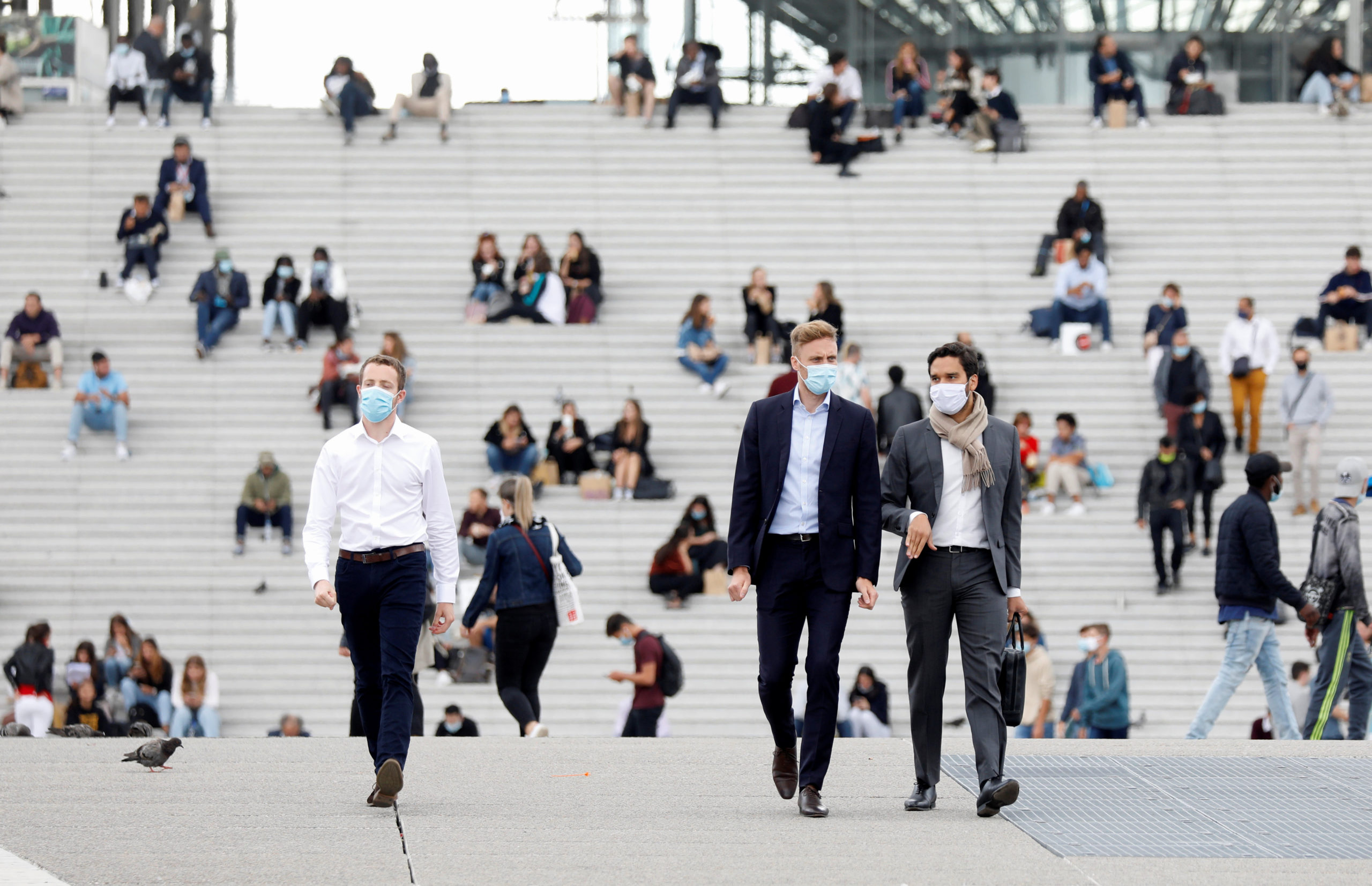 Bercy ramène sa prévision de récession à 10%