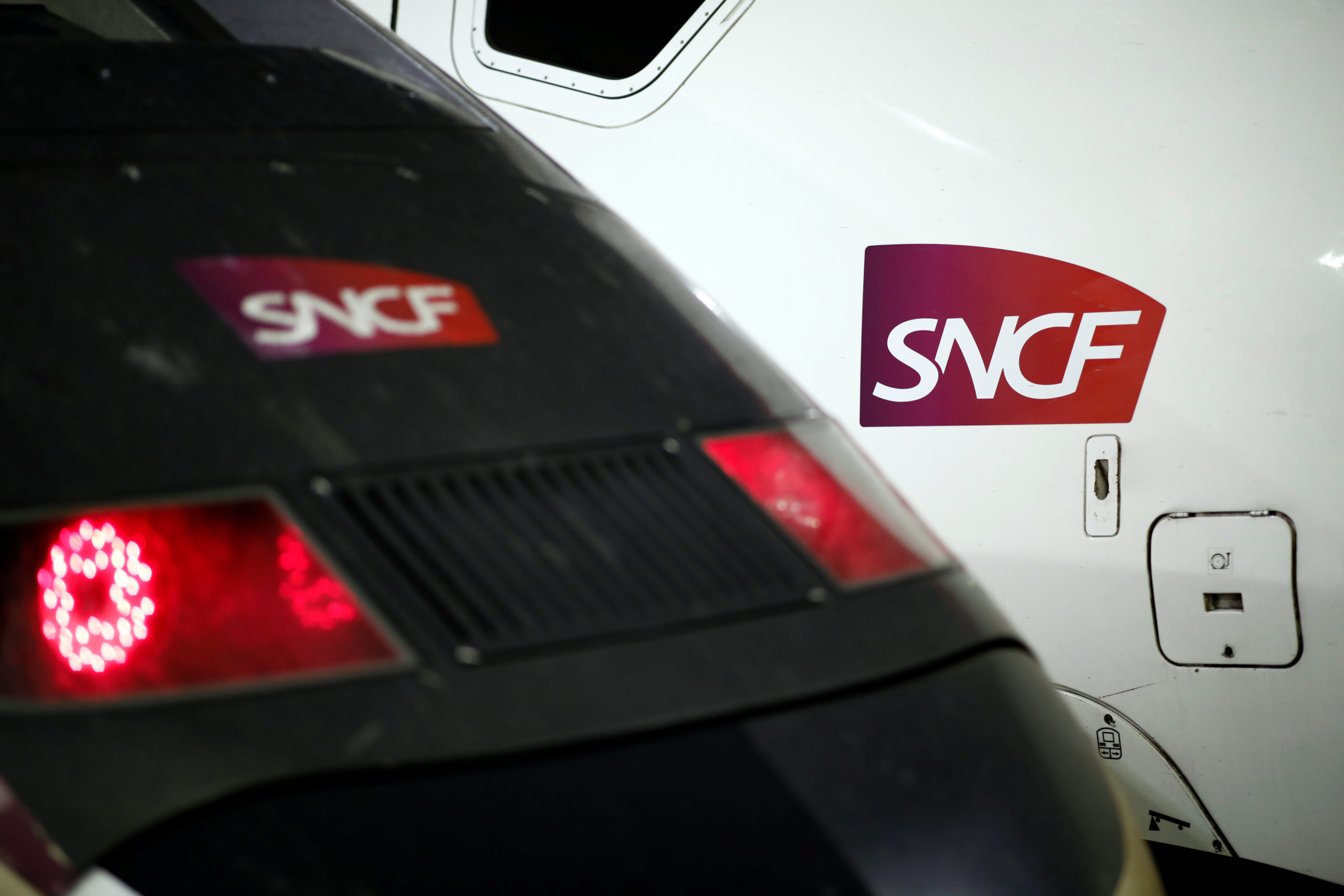 Castex espère un retour rapide à la normale à la SNCF