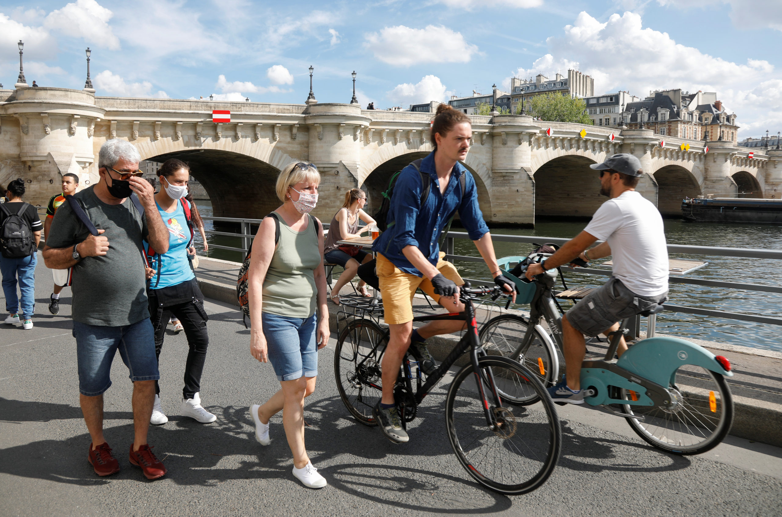 Coronavirus: L'Autriche déconseille les voyages à Paris et en PACA