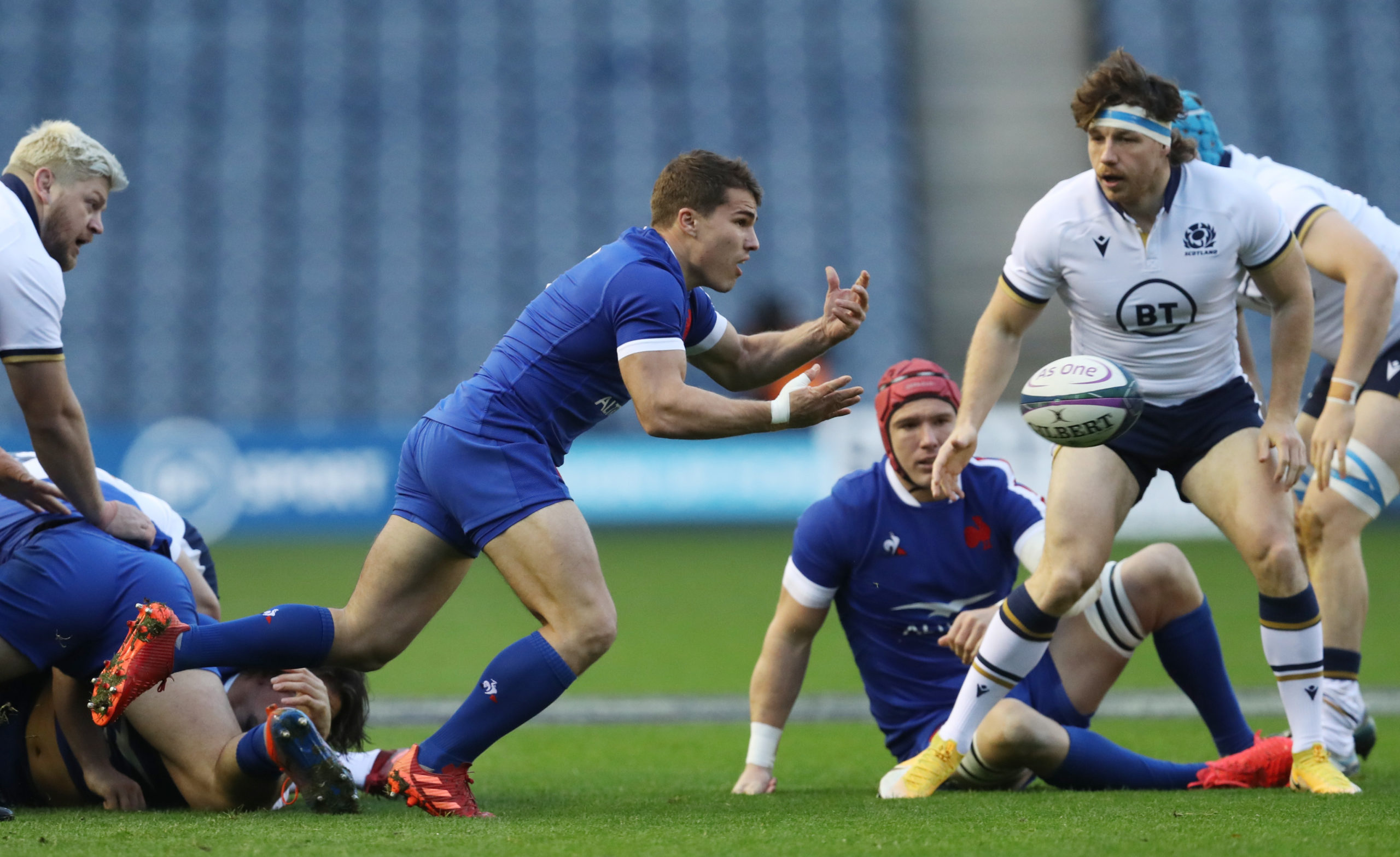 Coronavirus: Report du match de rugby France-Ecosse