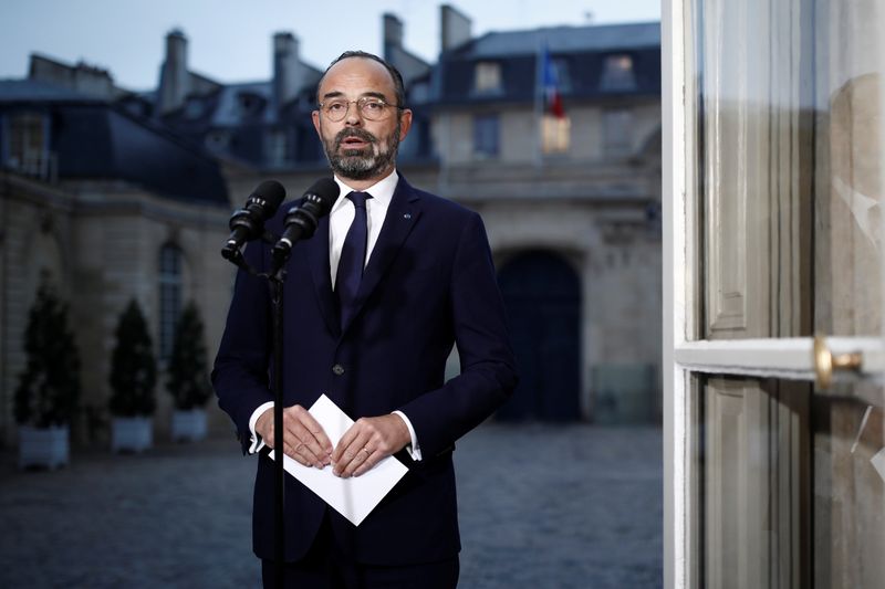 Edouard Philippe fait un geste d'ouverture envers les personnels de la SNCF et de la RATP