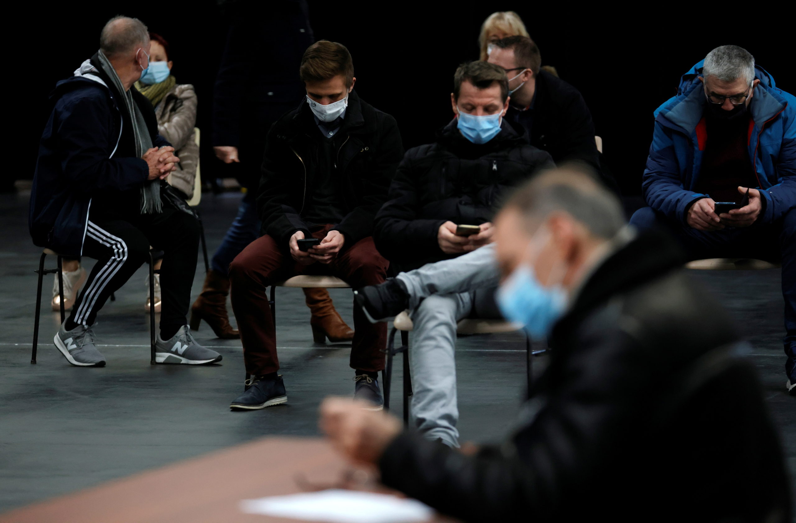 France/Coronavirus: Le maire de Dunkerque pas opposé à un confinement