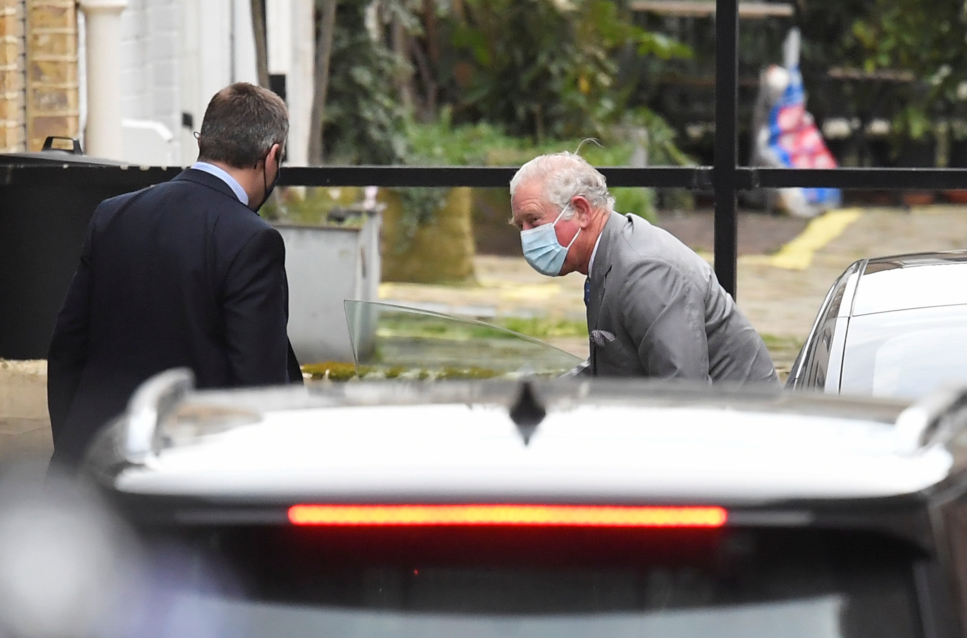 GB: Le prince Charles rend visite à son père à l'hôpital