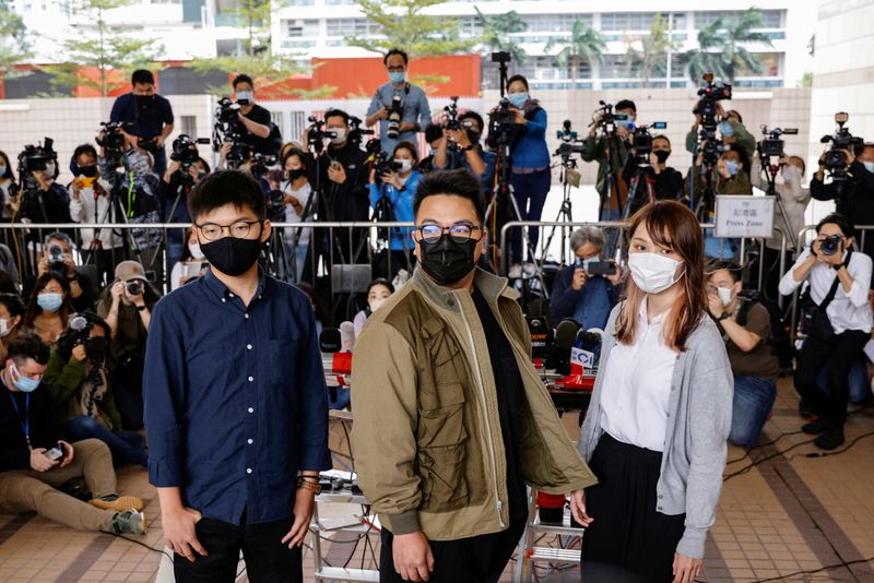 Hong Kong: Le militant Joshua Wong plaide coupable de rassemblement illégal