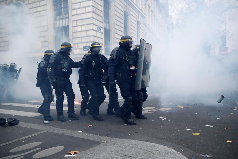 Incidents à Paris durant la manifestation contre la réforme des retraites