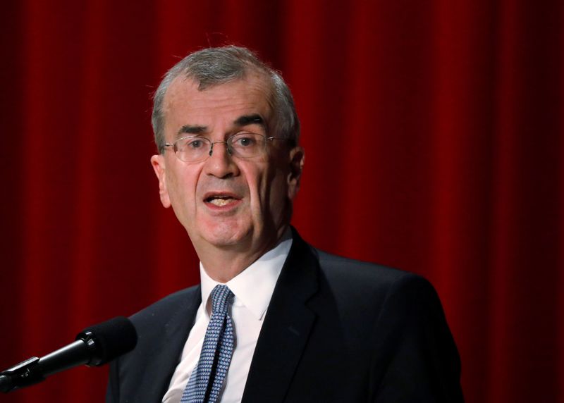 La Banque de France maintient sa prévision d'une hausse de 5% du PIB en 2021, dit Villeroy