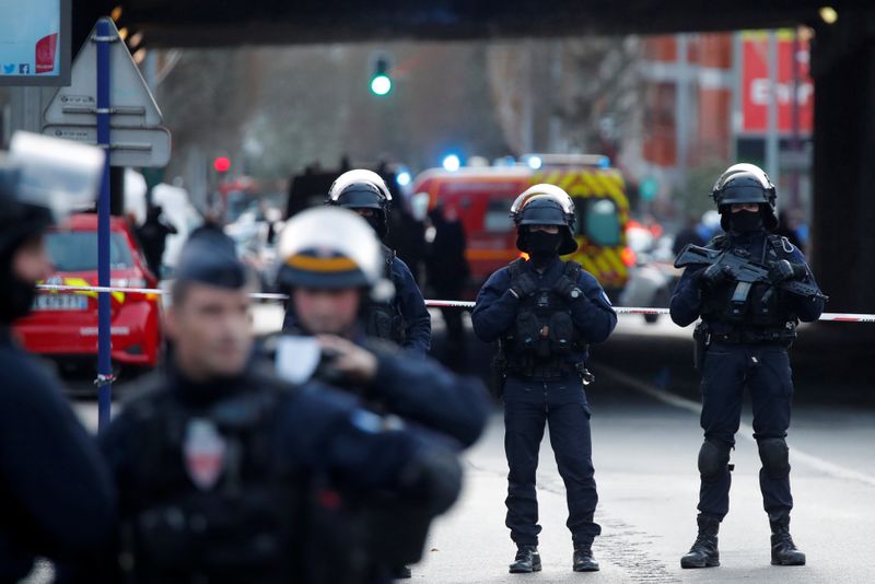 La compagne de l'assaillant de Villejuif en garde à vue