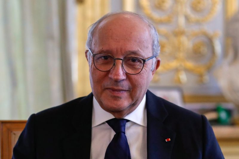 La crise du coronavirus impose de s'engager pour une planète plus verte, dit Fabius