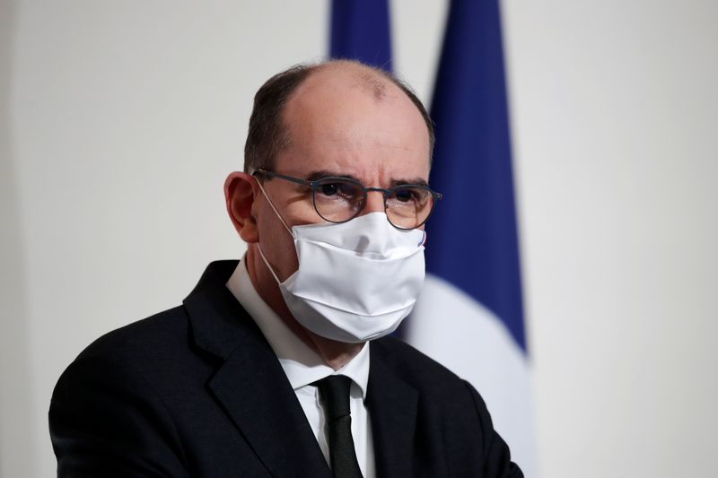 La France révise sa stratégie de déconfinement face au coronavirus