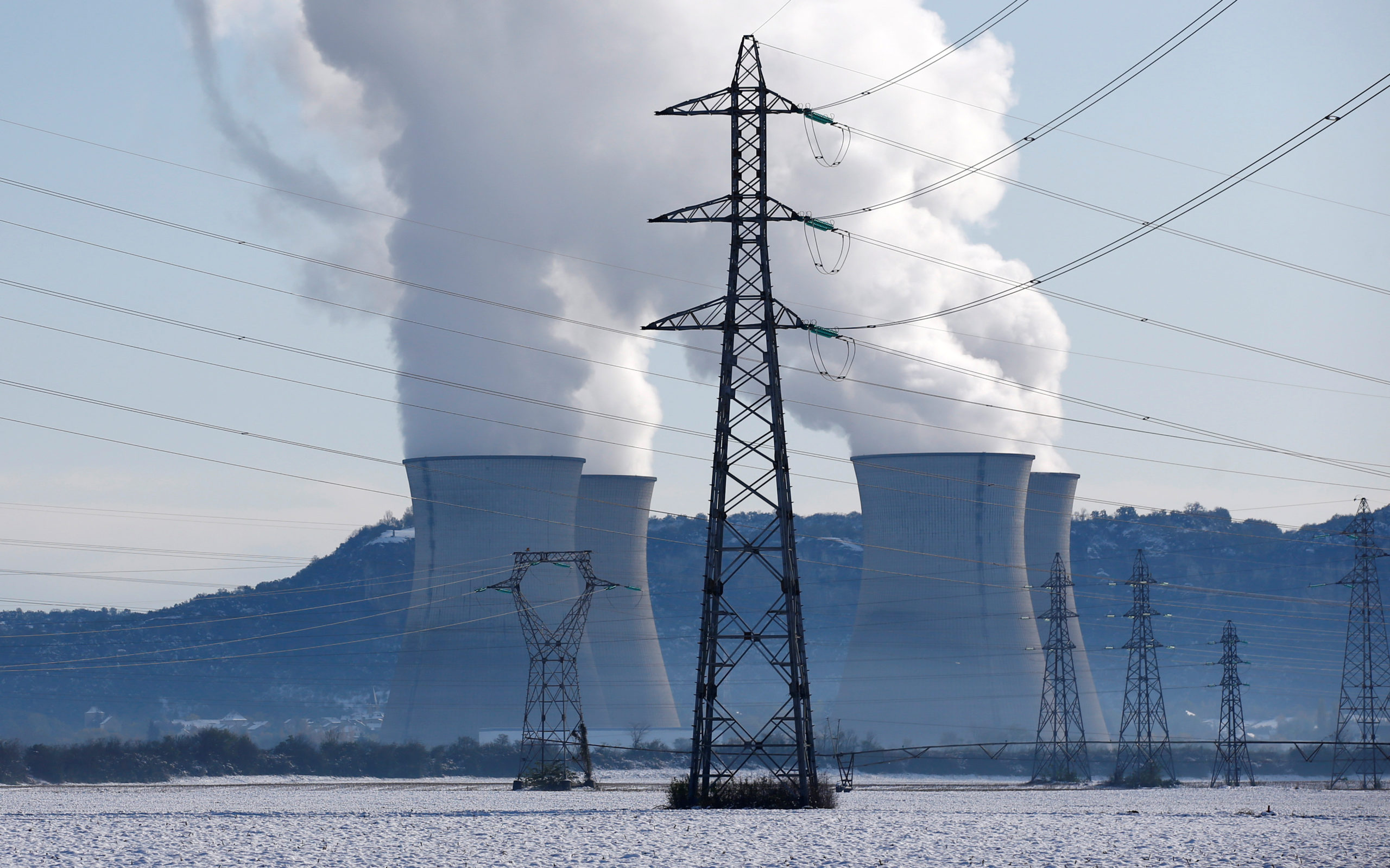 Nucléaire: Pas de fermeture complète après Fessenheim, redit l'Etat