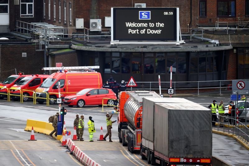 Plus de 4.500 poids lourds ont pu traverser la Manche grâce à l'accélération des tests COVID-19