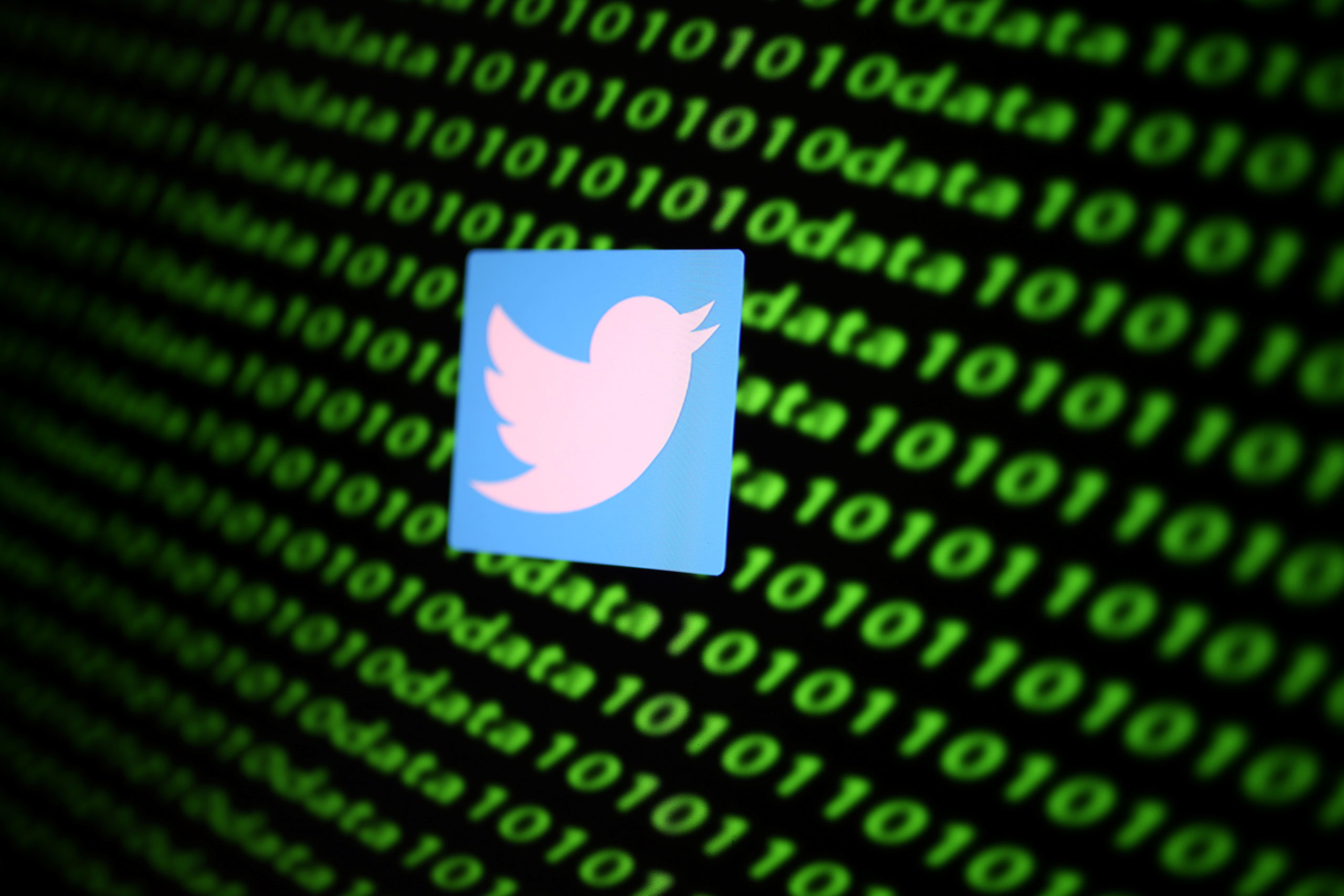 Twitter évalue à environ 130 le nombre de comptes piratés