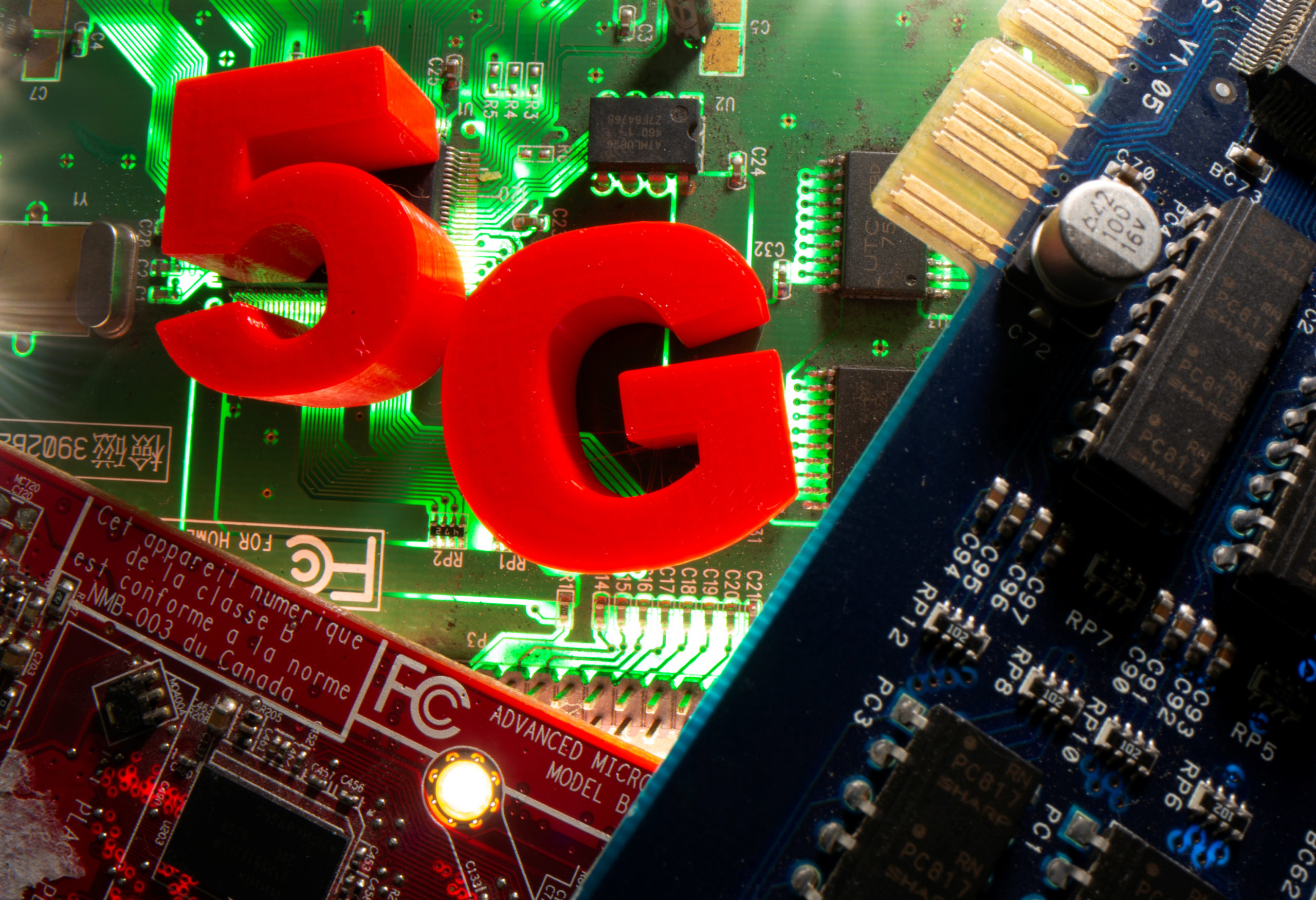 UE: 15 pays plaident pour une stratégie contre la désinformation sur la 5G