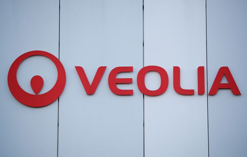 Veolia réaffirme son refus de céder ou d’échanger ses parts dans Suez