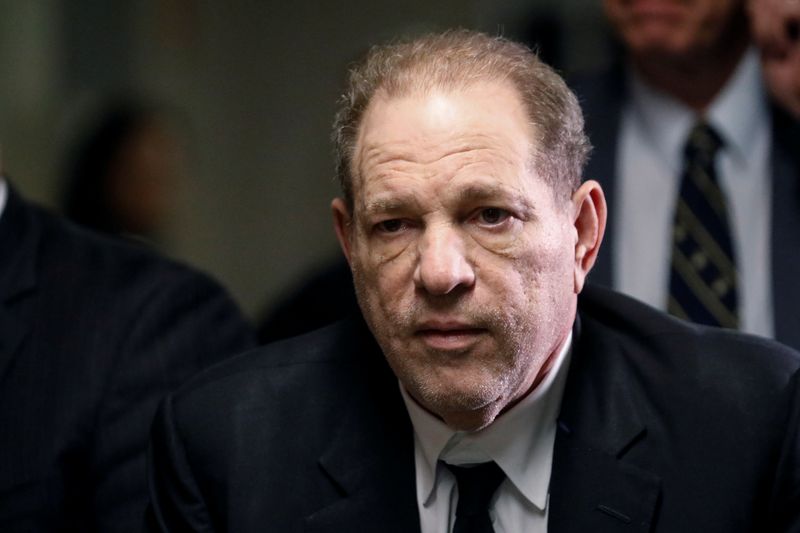 Weinstein à nouveau inculpé pour viol et agression sexuelle